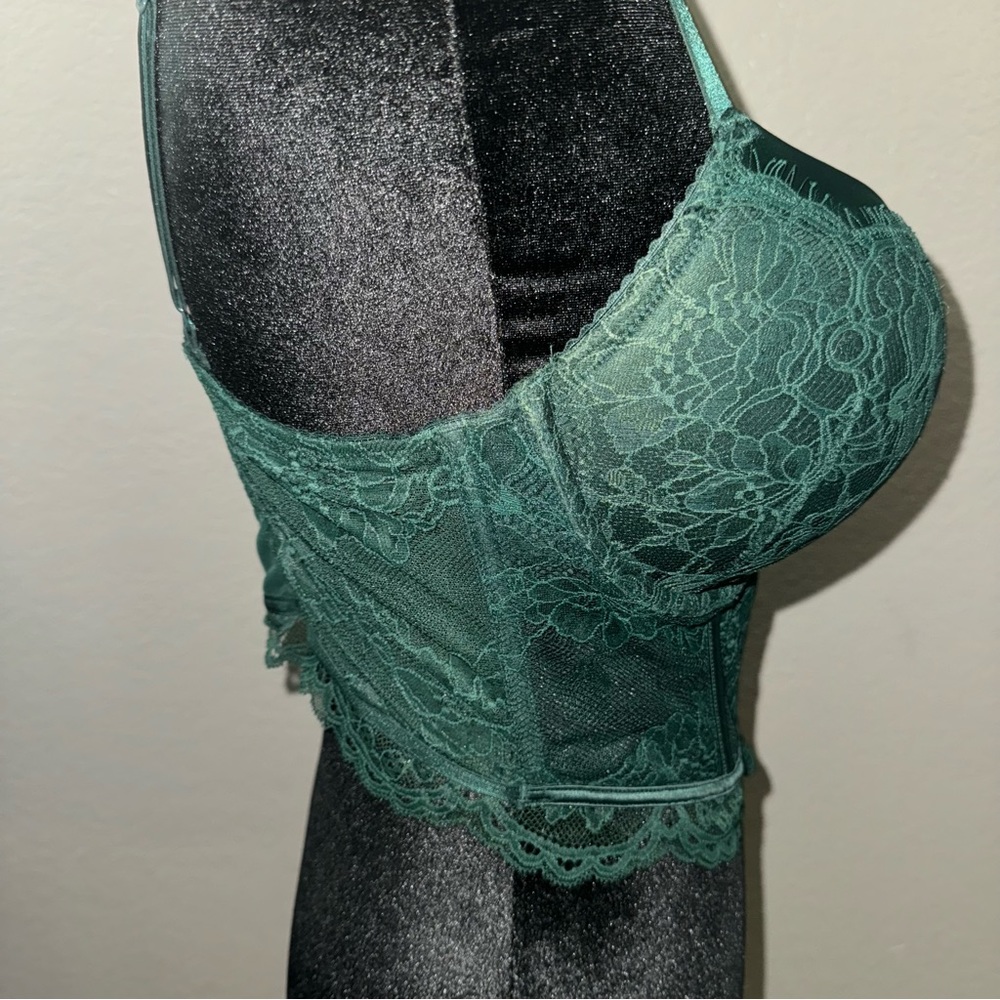 2 Vs Corsets - Picture 4 of 14
